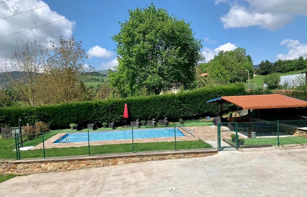 Agroturismo Gure Naia Carranza 0*,